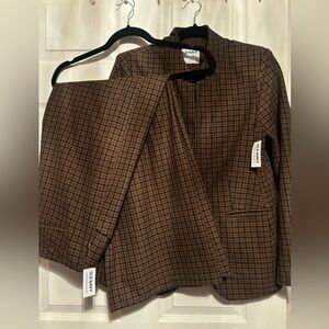 Old Navy Women's Checkered Blazer in Brown set